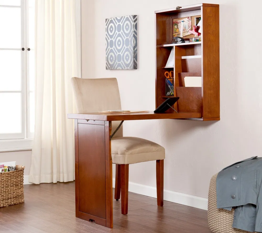 Meja lipat dinding adalah salah satu dekorasi terbaik untuk apartemen tipe studio